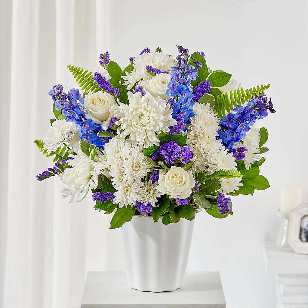 Hold Dear Tabletop Basket – Reema Floral, Nolensville TN