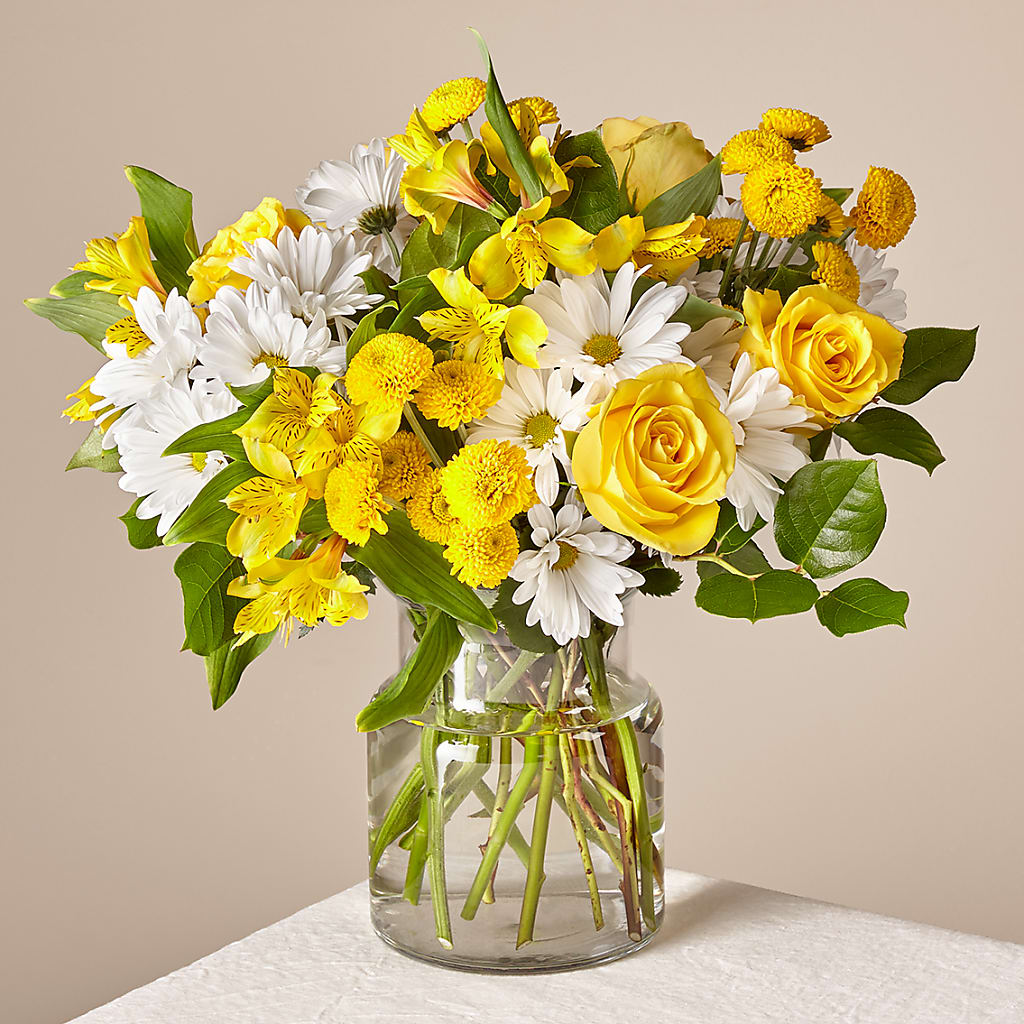 Sunny Sentiments Bouquet – Reema Floral, Nolensville TN