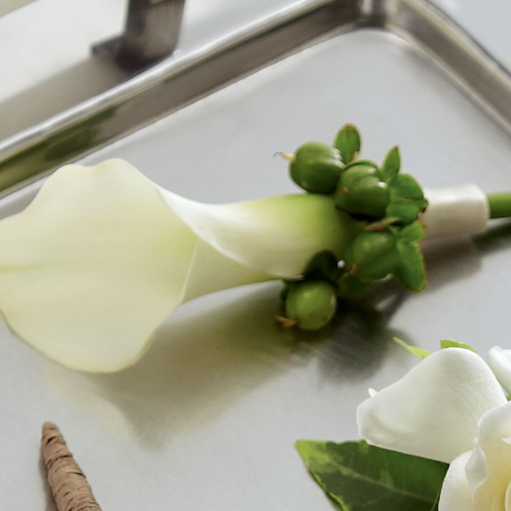White Calla Boutonniere – Reema Floral, Nolensville TN