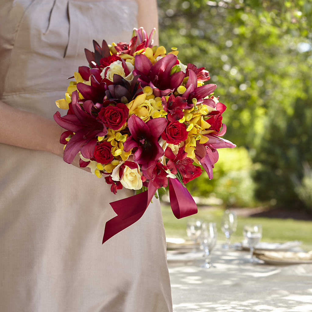Sunningdale Bouquet – Reema Floral, Nolensville TN