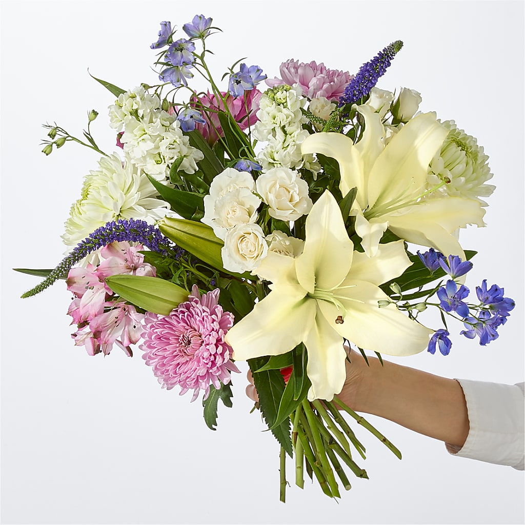 Winter Celebration Bouquet –  Reema Floral, Nolensville TN