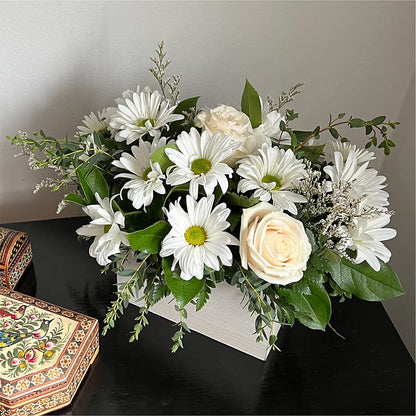 Fresh Linen Box Bouquet –  Reema Floral, Nolensville TN