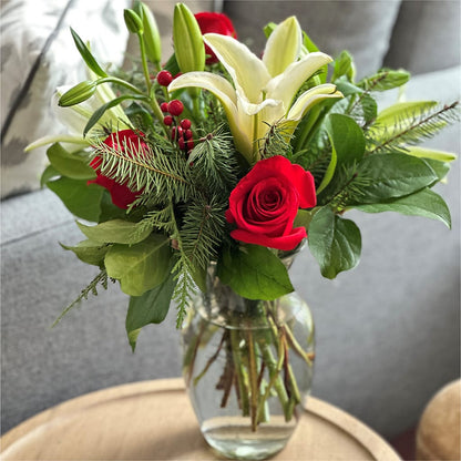 Sparkling Snowflakes Bouquet –  Reema Floral, Nolensville TN