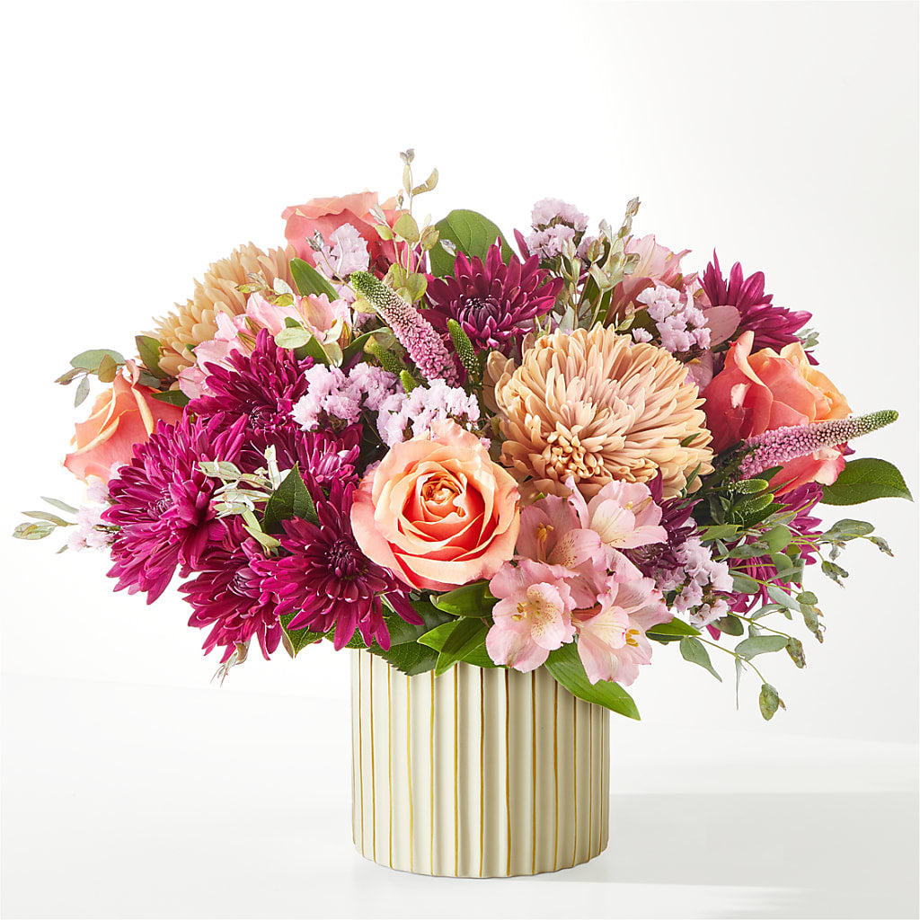 Berry Cobbler Bouquet with Ivory Vase –  Reema Floral, Nolensville TN