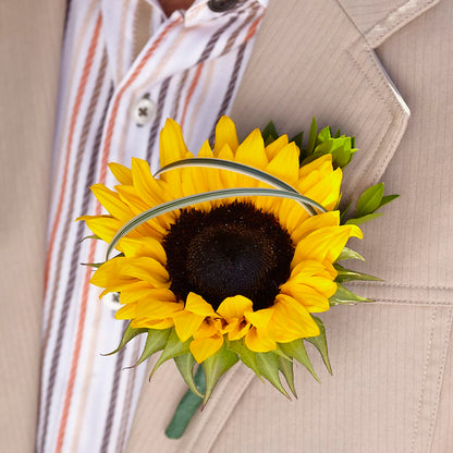 Free Spirit Boutonniere –  Reema Floral, Nolensville TN
